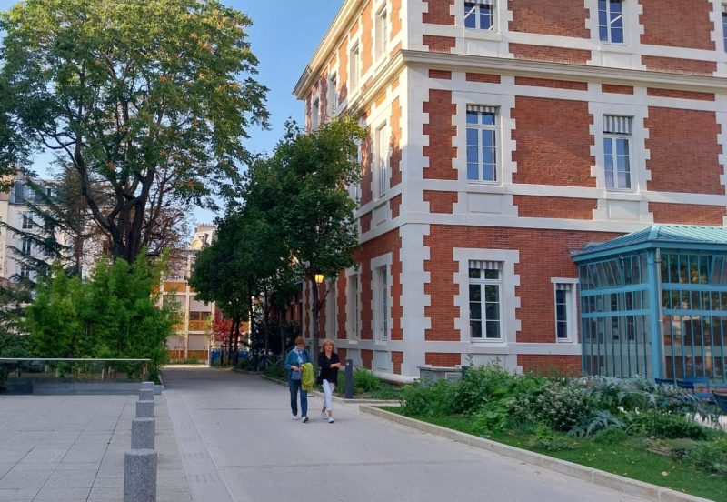   - MOE des espaces extérieurs de l’Institut Pasteur à PARIS, France