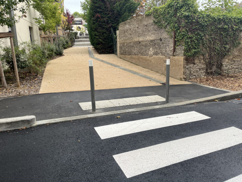   - Aménagement des espaces public et voirie du secteur Chapard – Doumer à CHAPONOST, France